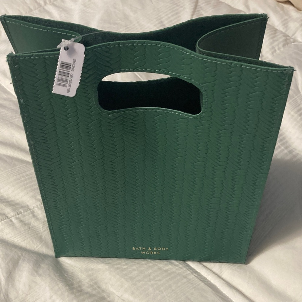 Bath & Body Works Emerald Green Textured Tote 9.5” x 7.5”x 4.5” - Picture 5 of 11